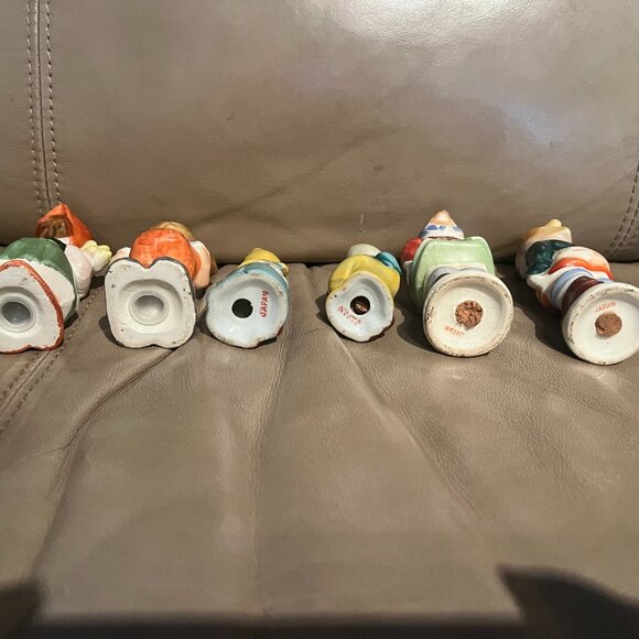 Vintage 3 Sets of dutch boy and girl  hummel like Japan salt and pepper shakers - Picture 4 of 4